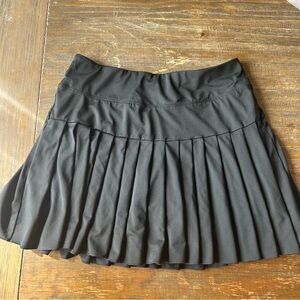 Premium Drop-Waist Pleated Tennis Skort | Black | Media Port | Size S (4-6)